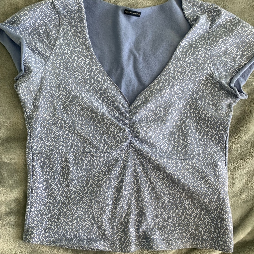 brandy melville patterned tee shirt